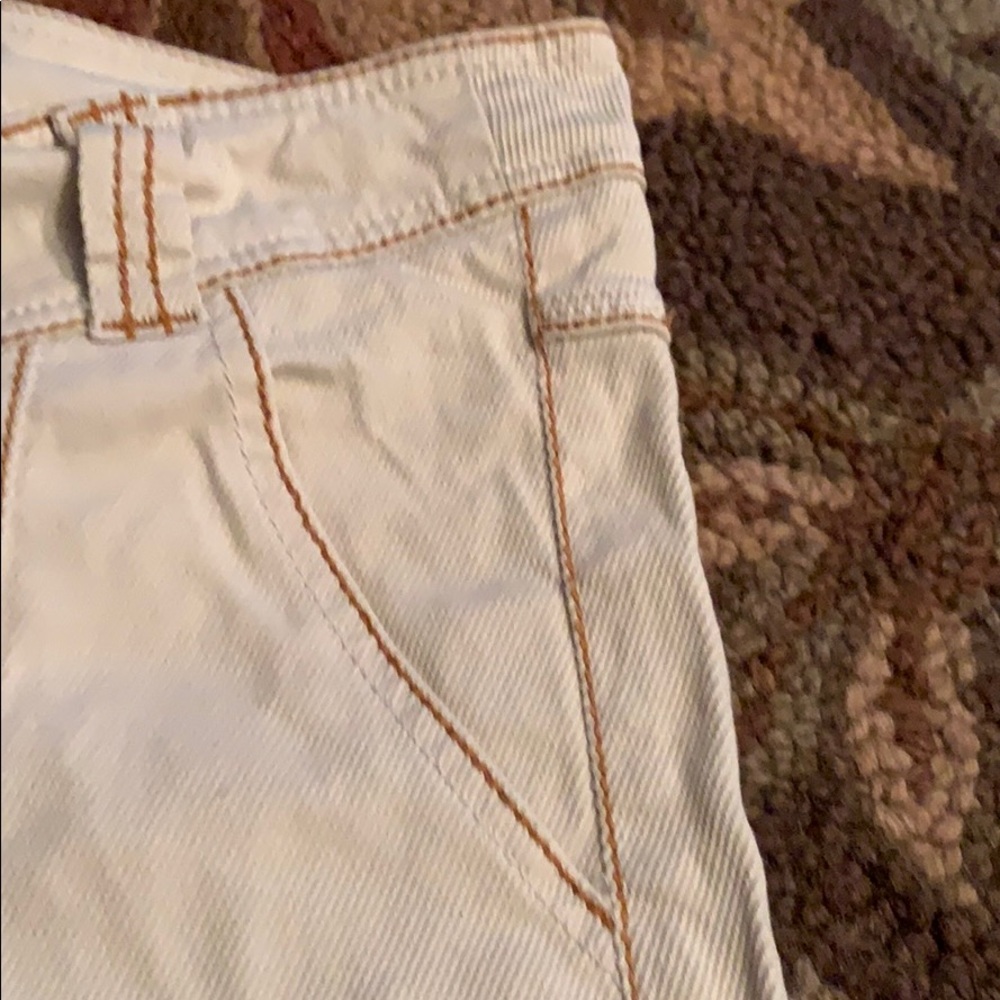 Cache Capris - image 5